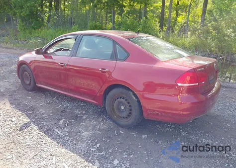 2015 Volkswagen Passat 1.8T S from USA, damaged, VIN 1VWAT7A33FC095039